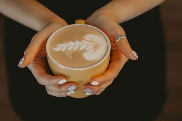 Les Clés Essentielles pour Organiser une Soirée de Jeux de Société Thématique Mémorable entre Amis !